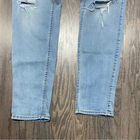 Hollister Light Blue Denim Jeans - Picture 4 of 10
